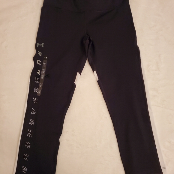 📢SALE BRAND NEW! Under Armour  Women's Compression Mid Rise Capri Leggings - Picture 7 of 8